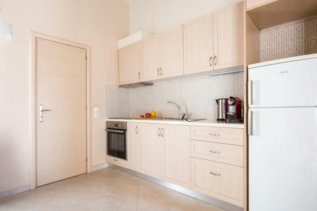 شقة Top Floor Modern Studio In Central Koropi المظهر الخارجي الصورة
