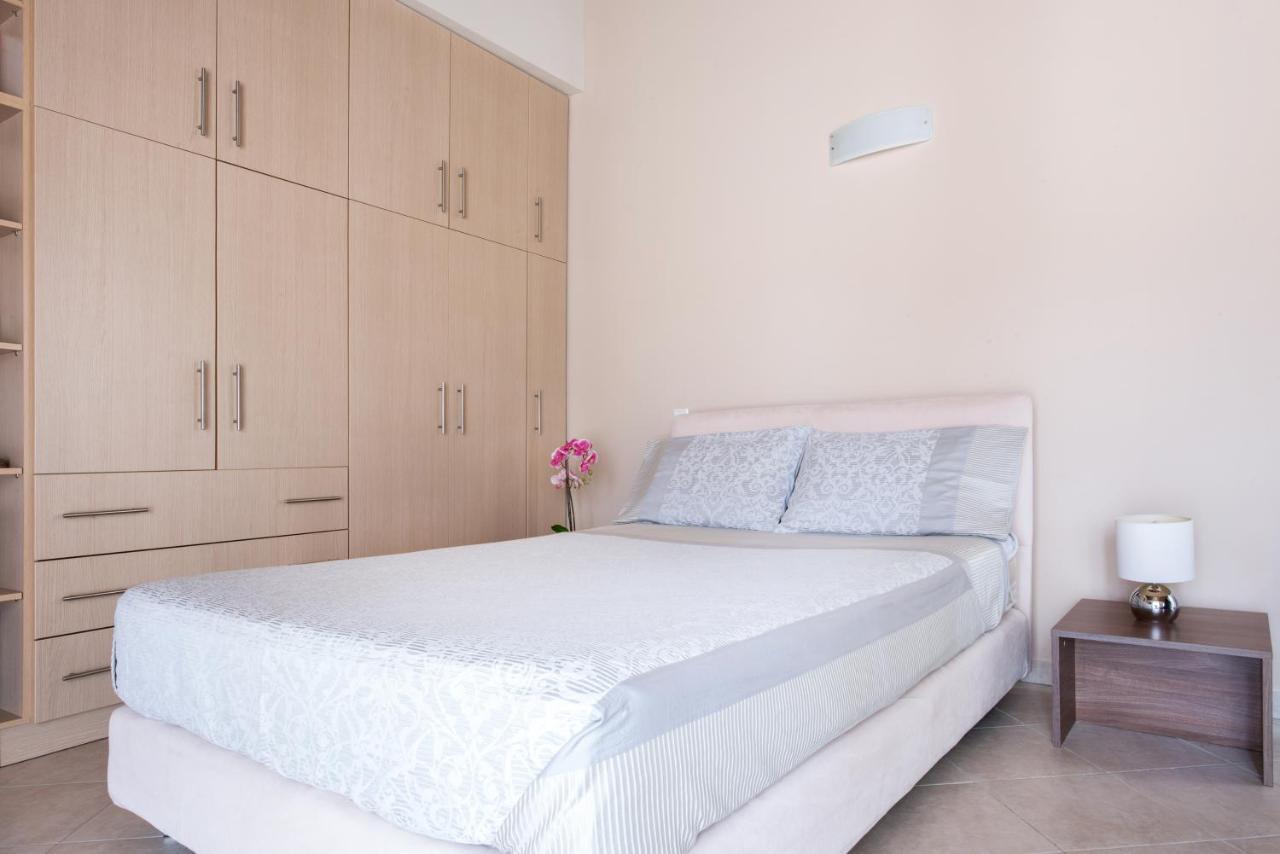 Top Floor Modern Studio In Central Koropi المظهر الخارجي الصورة