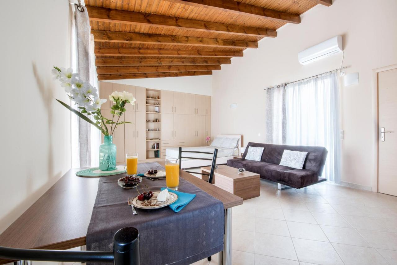 شقة Top Floor Modern Studio In Central Koropi المظهر الخارجي الصورة
